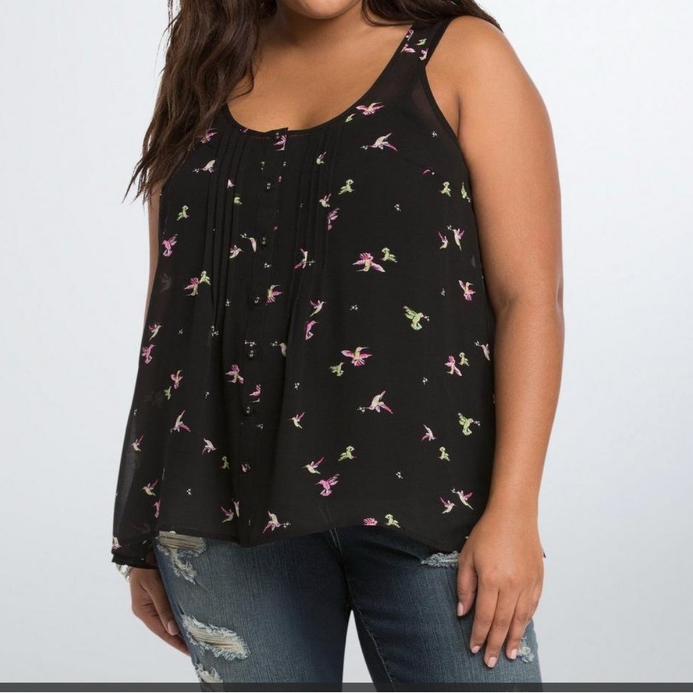 Torrid Tank Top Size 2 18/20 Hummingbird Print Tulip Back Flowy Chiffon